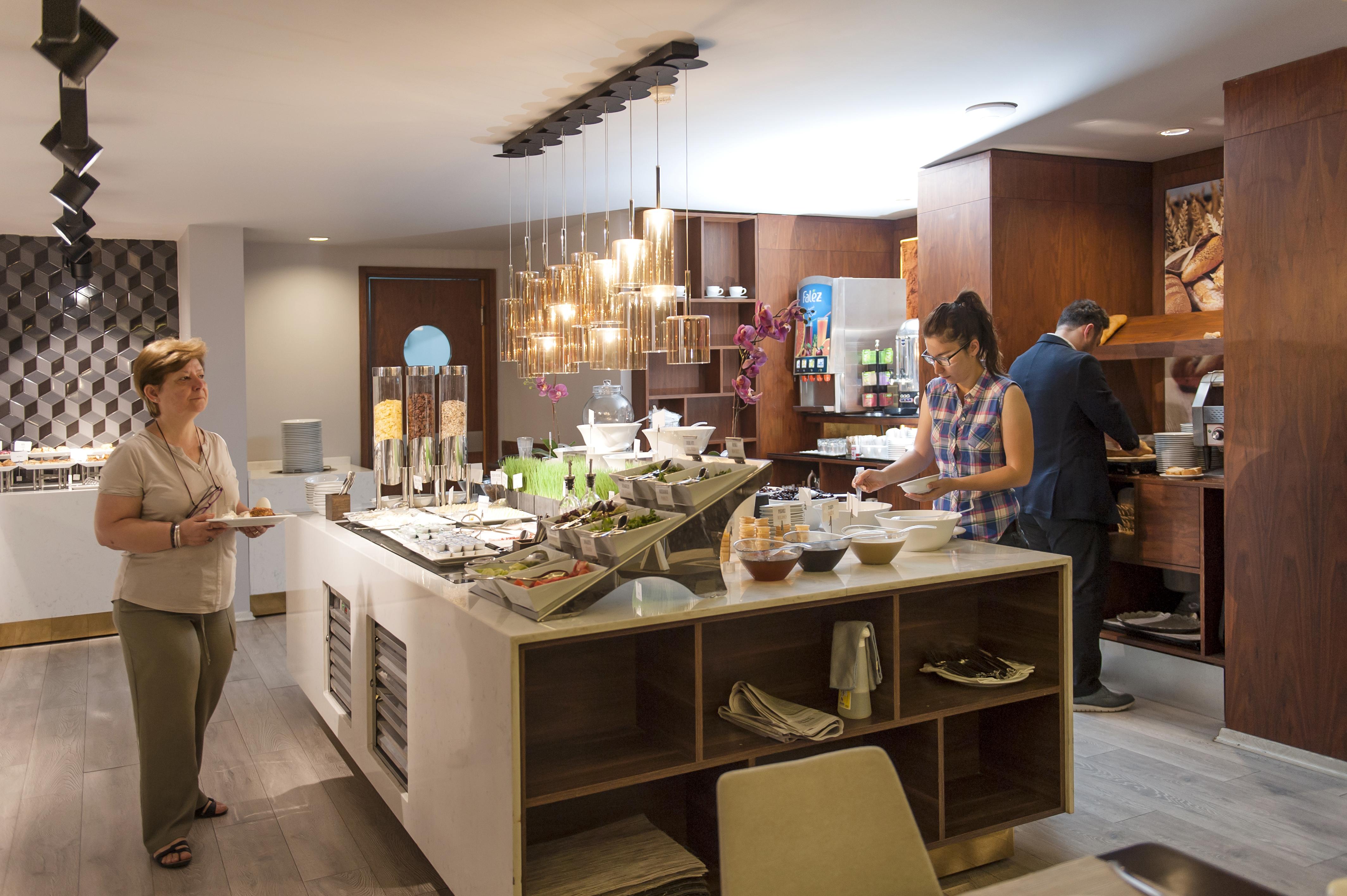 Smart Hotel 4*