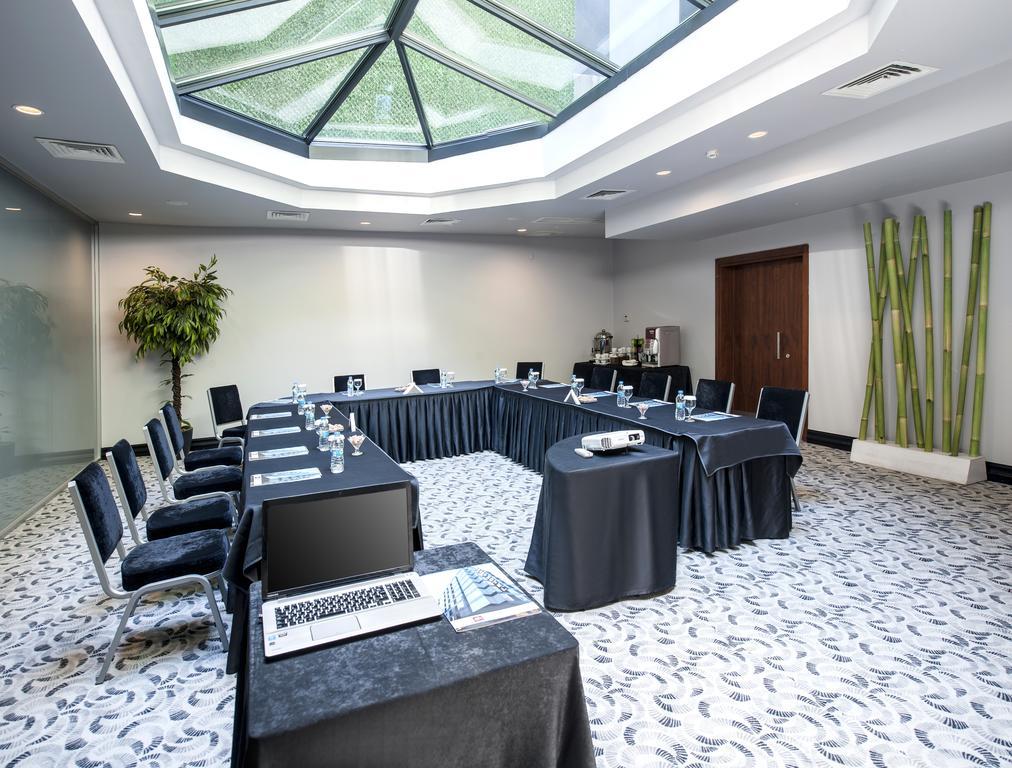 Smart 4* Izmir